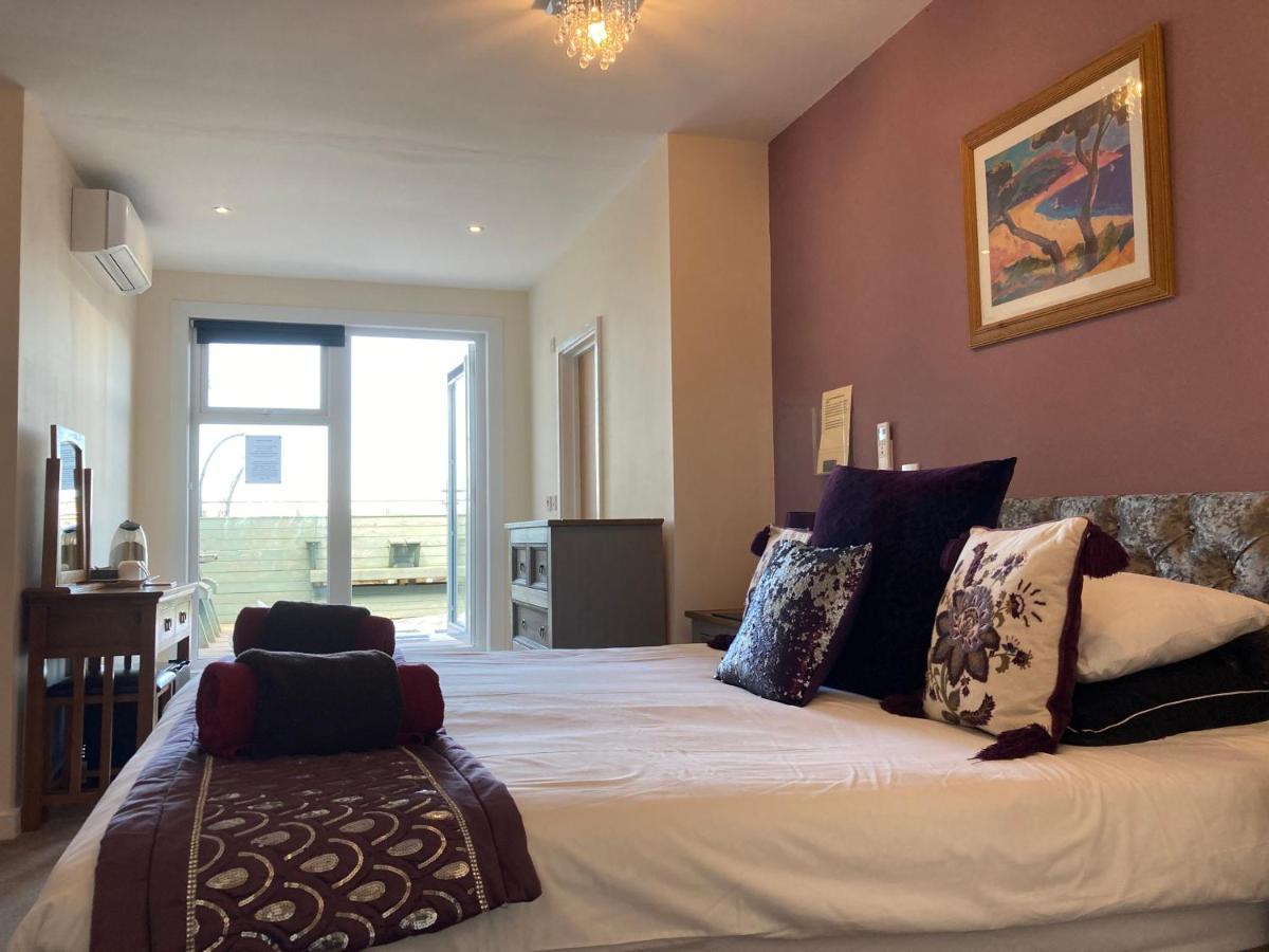 The Quies 4* New Quay